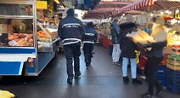 Controlli nei palazzi degli abusivi per salvare il mercato in crisi