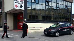 «Guardie armate in ospedale per difendere medici e infermieri dai loro pazienti»