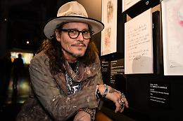 Johnny Depp finalmente! Ma i fan torinesi restano a bocca asciutta anche stavolta