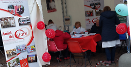 L’impegno, anche sotto la pioggia, dell’Associazione Amici del Cuore Piemonte e Progetto Itaca