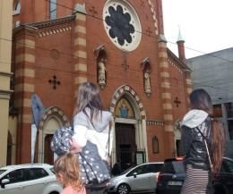La "banda delle donne" colpisce anche in chiesa: ecco chi sono