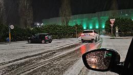 Impressionante grandinata fuori stagione a Moncalieri
