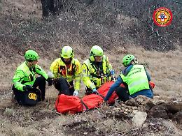Soccorso alpino salva un disperso, l'uomo trovato privo di sensi