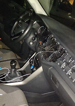Emergenza furti a Torino: automobili smembrate da ladri molto esperti 