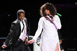Al Colosseo rivive la voce di Whitney Houston