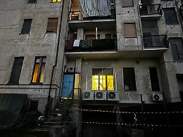 Bimbo di due anni cade dal balcone: è grave al Regina Margherita 