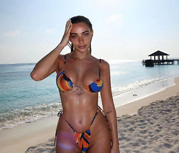 Chiara Frattesi in bikini manda su di giri i suoi followers