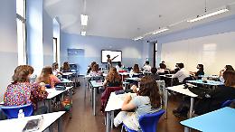 Scuola, nel nuovo calendario 205 giorni di lezione e tre "ponti". In Piemonte si parte l'11 settembre