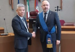 Asti e Yantai: un nuovo capitolo di scambi culturali e di cooperazione tra il Piemonte e la Cina
