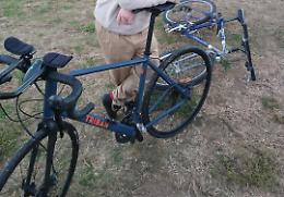 Ladri rubano le bici allo studente: «Aiutatemi a ritrovarle»

