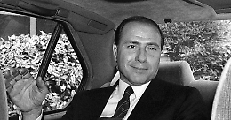 Il giovane Berlusconi: la docuserie che racconta i primi passi del Cav arriva su Netflix