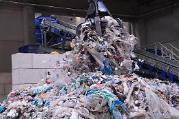 Iren, ecco il più grande centro di stoccaggio plastiche d'Italia