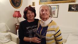 Il secolo di vita di nonna Laura: «Il segreto? E’ fare del bene»