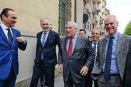Forza Italia arruola i civici Bellissimi, Tajani: «Allarghiamo i nostri confini»