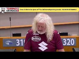 Prima le accuse a Israele,  poi «Juve m***a »: cosa c’è dietro gli insulti da “ultras” dell’eurodeputato con il «cuore granata» - IL FILMATO COMPLETO