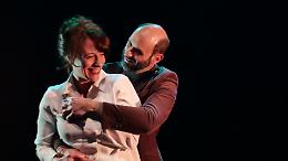 “Old Fools”, la toccante storia d’amore di Tom e Viv sul palco del Gobetti