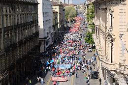 Politici e industriali in campo per Mirafiori: «Stellantis deve produrre a Torino»