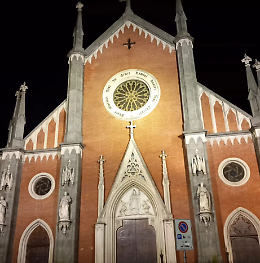 Santa Giulia, il pavè è precario. E intanto la storica chiesa si rifà il look