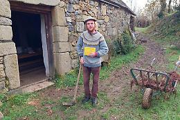 Samuel Lewis: la vita di autosufficienza e semplicità di un "agricoltore-creativo"