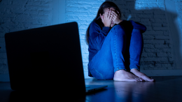 Vinovo si mobilita contro il cyberbullismo: incontri formativi per i genitori