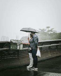 Vacanze rovinate dal maltempo? A Singapore c'è un hotel che rimborsa gli ospiti se piove