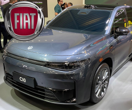 Agonia Fiat, Stellantis ora venderà auto cinesi: ecco il Suv per l'Europa