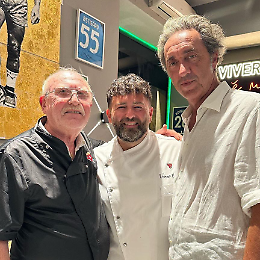 La celebre pizza di Vincenzo Capuano sbarca a Torino: inaugurazione con pizze gratis e gadget