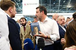 Salone, Salvini: "Il bello della democrazia è che non bisogna censurare. Vannacci prenderà i voti di tanti italiani"