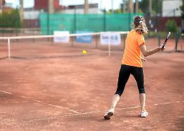 Violenze sessuali alla tennista 13enne, chiesti 6 anni per l'allenatore 