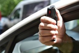 La lite per il parcheggio finisce con un'aggressione con lo spray al peperoncino