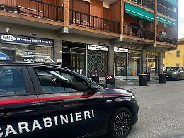 Lite in famiglia, accoltella quattro volte il compagno: arrestata