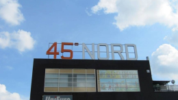 Un uomo ha tentato il suicidio dal tetto del cinema al 45esimo Nord, a Moncalieri