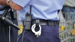 Evade dai domiciliari: arrestato in una struttura abbandonata a Torino