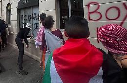 C'è la rivolta degli studenti veri
"Infiltrati durante le proteste"