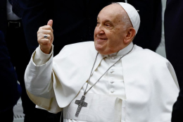 Scandalo in Vaticano per le parole del Papa sugli omosessuali. Bergoglio ha parlato di "frociaggine"