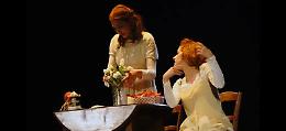Contro la violenza sulle donne torna lo spettacolo teatrale “Foglie Morte”
