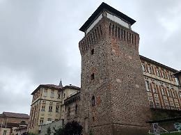 Elena Piastra tenta il bis (coi grillini). Il centrodestra unito punta su Maugeri