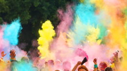Tuffati nel divertimento con la Colour Run di Torino!