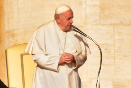 Il Papa ci ricasca: "C'è frociaggine in Vaticano". Ecco cosa ha detto