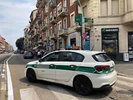 Paura in strada: anziano investito da un'auto