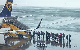 Violento temporale a Torino nord, aeroporto chiuso e voli bloccati