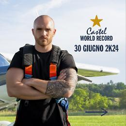 Matteo Pavone pronto a trainare aerei camminando sulle mani: un Guinness World Record tra le colline astigiane