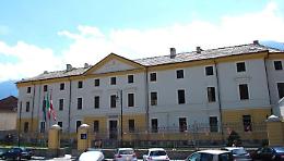 Resta bloccato in ascensore, muore in ospedale a 84 anni