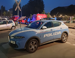 Scappa dalla polizia e si tuffa nella Dora per non farsi catturare