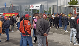 Spunta un imprenditore interessato a Lear, ma non a tutti i suoi 380 lavoratori
