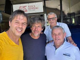 Dal padel al calcio, così Demetrio Albertini scende in campo per Falchera