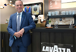 Lavazza annuncia: "Mille negozi in Cina". Così prepara lo sbarco in Borsa