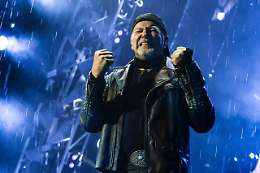 Vasco Rossi: "Evvivaaaaaaa", polverizzati 1milione di biglietti