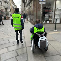 Disabili, il 75% dei negozi non è accessibile: «Una situazione gravissima»