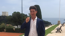 Un malore in auto si porta via il PR delle storiche discoteche di Torino e della Liguria